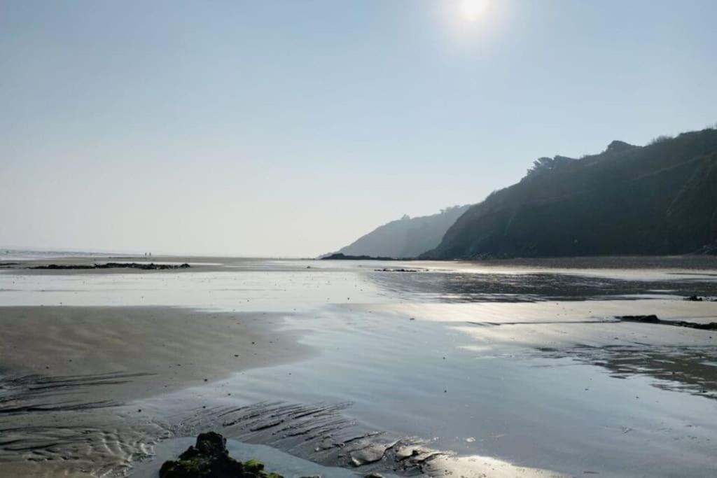 Chaumiere Cotiere: Plage A 500M,A Deux Pas Du Gr34 프레랑 외부 사진